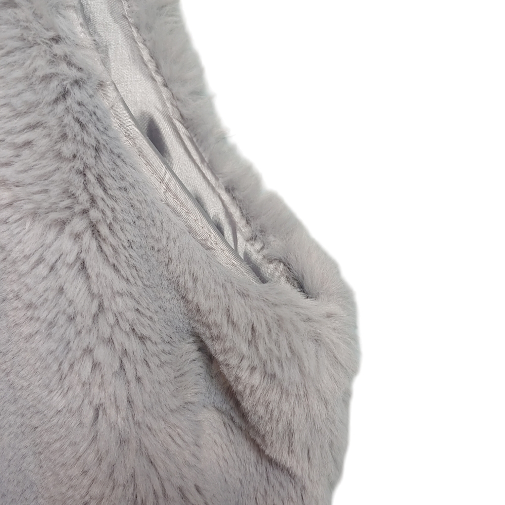 Carmin Women's Gray Faux Fur Vest - Size Large, Soft and Stylish - Picture 7 of 10